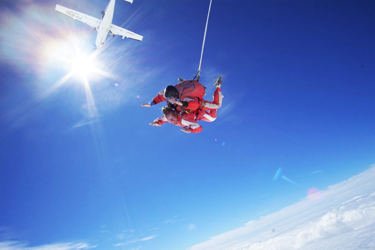 tandem skydive afsprong texel c208